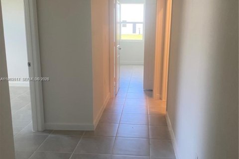 House in Homestead, Florida 4 bedrooms, 204.29 sq.m. № 2024800 - photo 7