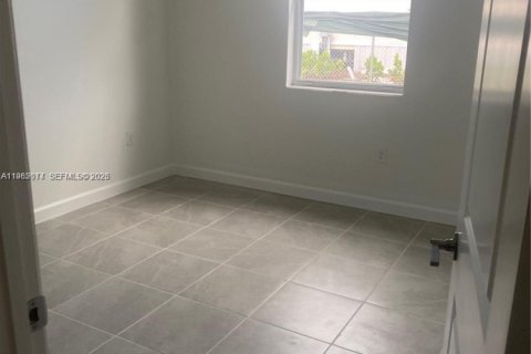 House in Homestead, Florida 4 bedrooms, 204.29 sq.m. № 2024800 - photo 6