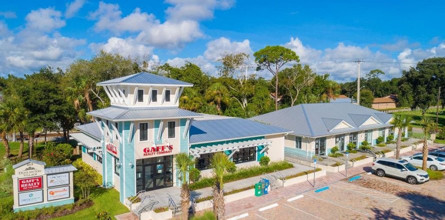 Commercial property in Port Orange, Florida 53.88 sq.m. № 2103437