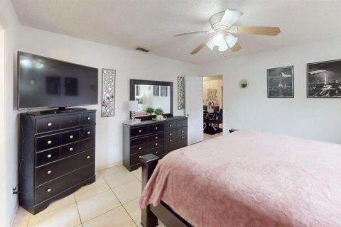 Villa ou maison à vendre à Orlando, Floride: 3 chambres, 112.32 m2 № 1870842 - photo 30