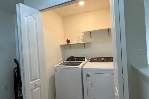 Снять в аренду таунхаус в Киссимми, Флорида 3 комнаты, 145.76м2, № 2107452 - фото 11