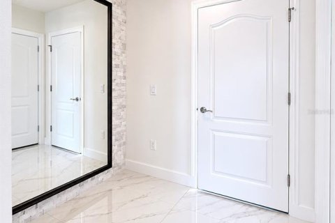 Снять в аренду таунхаус в Киссимми, Флорида 3 комнаты, 145.76м2, № 2107452 - фото 2