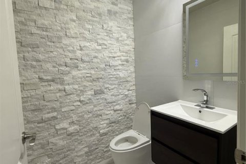 Снять в аренду таунхаус в Киссимми, Флорида 3 комнаты, 145.76м2, № 2107452 - фото 5