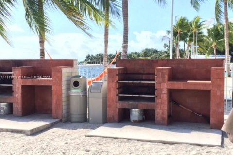 Copropriété à vendre à Miami, Floride: 1 chambre, 67.17 m2 № 1930462 - photo 7