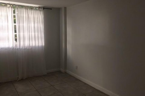 Copropriété à vendre à Miami, Floride: 1 chambre, 67.17 m2 № 1930462 - photo 19
