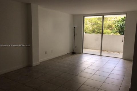 Copropriété à vendre à Miami, Floride: 1 chambre, 67.17 m2 № 1930462 - photo 18