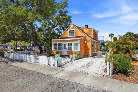 Villa ou maison à vendre à Gulfport, Floride: 6 chambres, 297.94 m2 № 2204998 - photo 5