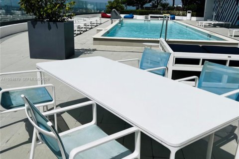 Condominio en venta en Miami, Florida, 1 dormitorio, 78.32 m2 № 2056478 - foto 23