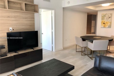 Condominio en venta en Miami, Florida, 1 dormitorio, 78.32 m2 № 2056478 - foto 5