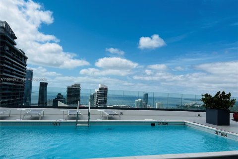 Condominio en venta en Miami, Florida, 1 dormitorio, 78.32 m2 № 2056478 - foto 24