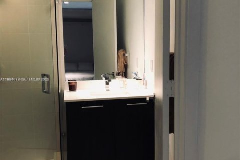 Condominio en venta en Miami, Florida, 1 dormitorio, 78.32 m2 № 2056478 - foto 16