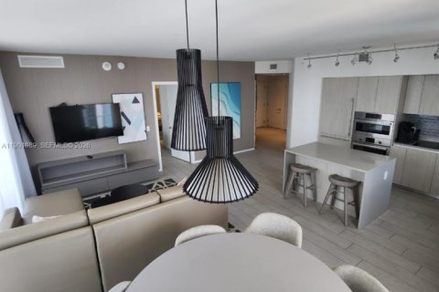 Copropriété à vendre à Hollywood, Floride: 2 chambres, 98.48 m2 № 2297395 - photo 6