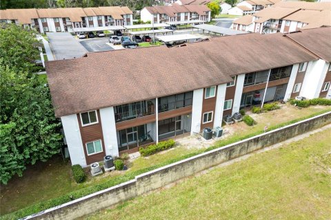 Condominio en alquiler en Zephyrhills, Florida, 2 dormitorios, 80.27 m2 № 1912209 - foto 1