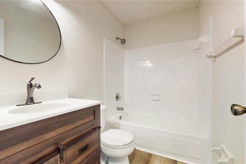 Condominio en alquiler en Zephyrhills, Florida, 2 dormitorios, 80.27 m2 № 1912209 - foto 15