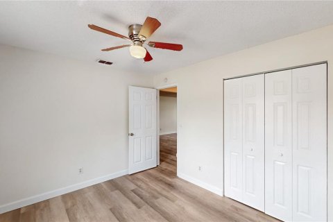 Condominio en alquiler en Zephyrhills, Florida, 2 dormitorios, 80.27 m2 № 1912209 - foto 13