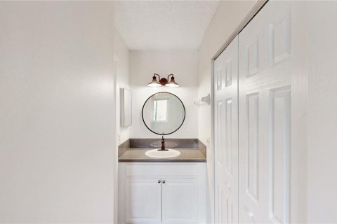 Condominio en alquiler en Zephyrhills, Florida, 2 dormitorios, 80.27 m2 № 1912209 - foto 10