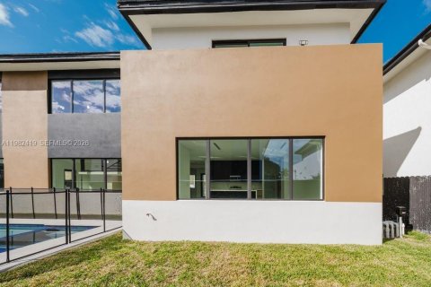 Купить виллу или дом в Майами, Флорида 5 спален, 318.38м2, № 2048466 - фото 4