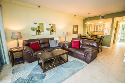 Townhouse in Ruskin, Florida 2 bedrooms, 116.87 sq.m. № 2233458 - photo 7