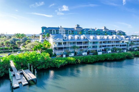 Townhouse in Ruskin, Florida 2 bedrooms, 116.87 sq.m. № 2233458