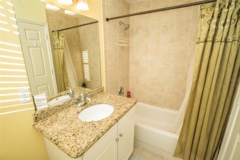 Townhouse in Ruskin, Florida 2 bedrooms, 116.87 sq.m. № 2233458 - photo 16