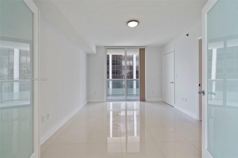 Condo in Miami, Florida, 3 bedrooms  № 2068128 - photo 6