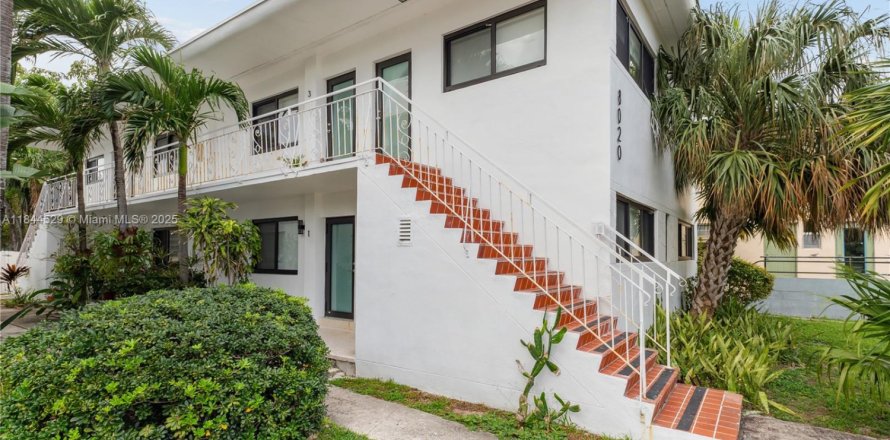 Villa ou maison à Miami Beach, Floride 2 chambres, 97.55 m2 № 1839481
