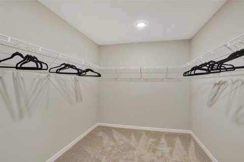House in Davenport, Florida 5 bedrooms, 272.48 sq.m. № 2267139 - photo 27