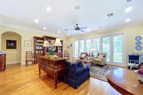House in Tampa, Florida 5 bedrooms, 337.7 sq.m. № 2095599 - photo 18