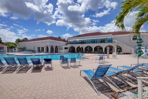 Condominio en venta en Boynton Beach, Florida, 3 dormitorios, 127.65 m2 № 996135 - foto 1