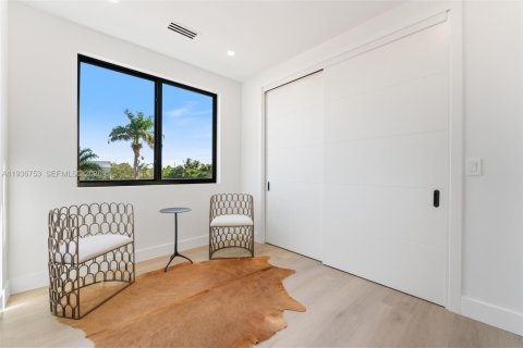 Купить таунхаус в Форт-Лодердейл, Флорида 4 спальни, 237.55м2, № 1995283 - фото 13