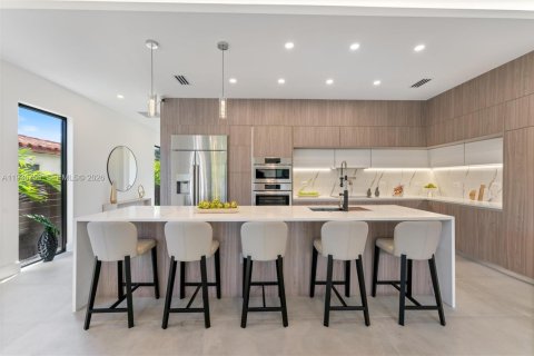 Купить таунхаус в Форт-Лодердейл, Флорида 4 спальни, 237.55м2, № 1995283 - фото 6