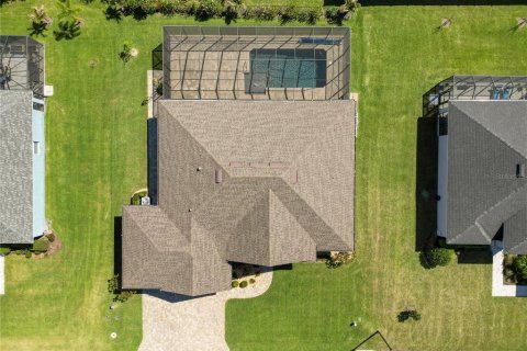 House in Lakeland, Florida 4 bedrooms, 227.42 sq.m. № 1573690 - photo 5