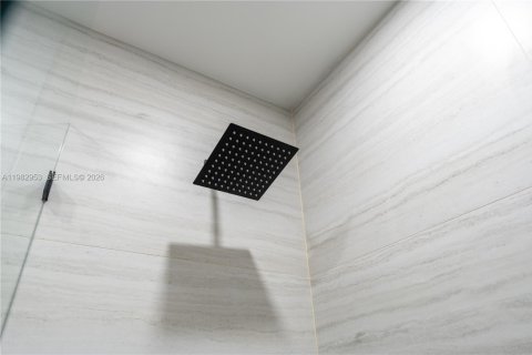 House in Fort Lauderdale, Florida 2 bedrooms, 213.21 sq.m. № 2049818 - photo 12