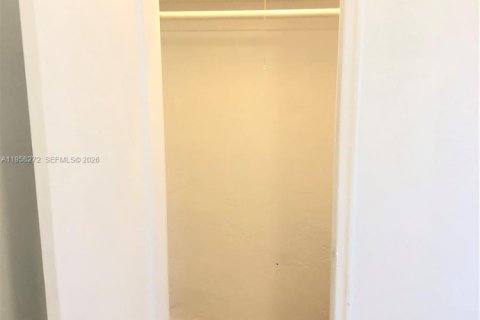 Купить кондоминиум в Майами-Бич, Флорида 2 спальни, 55м2, № 2020864 - фото 16