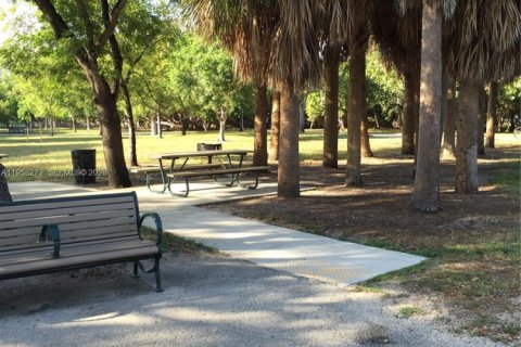 Купить кондоминиум в Майами-Бич, Флорида 2 спальни, 55м2, № 2020864 - фото 26