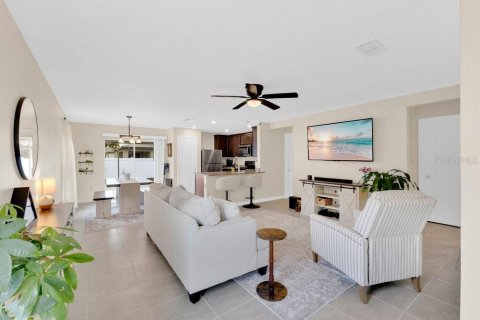 Casa en venta en Winter Haven, Florida, 3 dormitorios, 116.87 m2 № 2234291 - foto 4