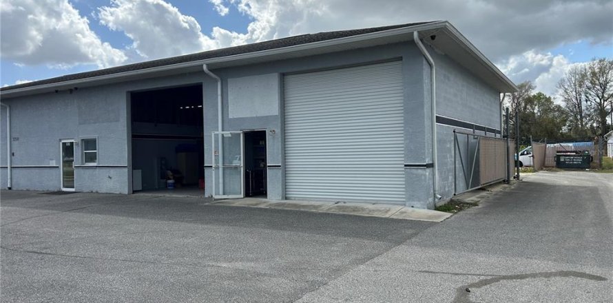 Propiedad comercial en Ocala, Florida 549.15 m2 № 1608725