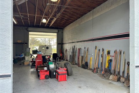 Propiedad comercial en alquiler en Ocala, Florida, 549.15 m2 № 1608725 - foto 2