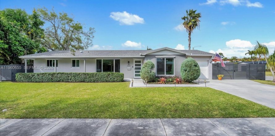 Villa ou maison à Miami, Floride 4 chambres, 154.68 m2 № 2025411