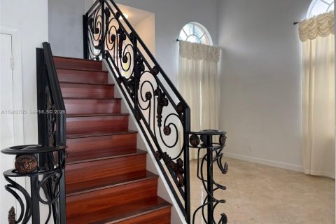 Снять в аренду виллу или дом в Пемброк-Пайнс, Флорида 4 спальни, 193.05м2, № 2000913 - фото 28