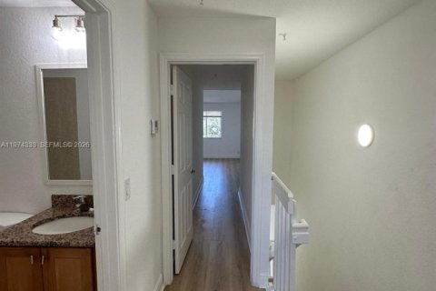 Condo in Boynton Beach, Florida, 3 bedrooms  № 2040428 - photo 14