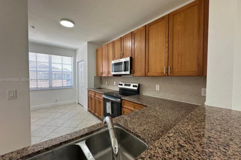 Condo in Boynton Beach, Florida, 3 bedrooms  № 2040428 - photo 10
