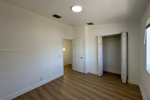 Condo in Boynton Beach, Florida, 3 bedrooms  № 2040428 - photo 13