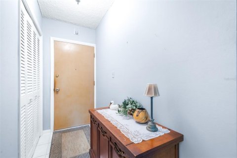 Купить кондоминиум в Клируотер, Флорида 7 комнат, 86.4м2, № 1916406 - фото 13