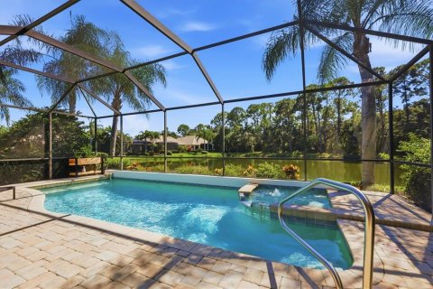 House in Lakewood Ranch, Florida 3 bedrooms, 180.23 sq.m. № 2416944 - photo 30