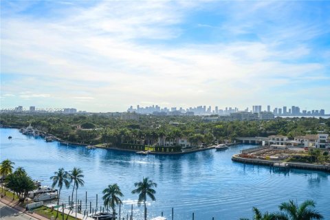 Снять в аренду квартиру в Майами-Бич, Флорида 2 спальни, 140.93м2, № 1986072 - фото 12