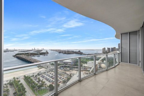 Studio à Condo à Miami, Floride  № 2376891