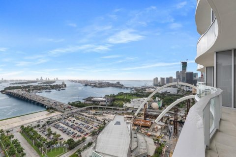 Copropriété à louer à Miami, Floride: 1 chambre, 112.97 m2 № 2376891 - photo 21