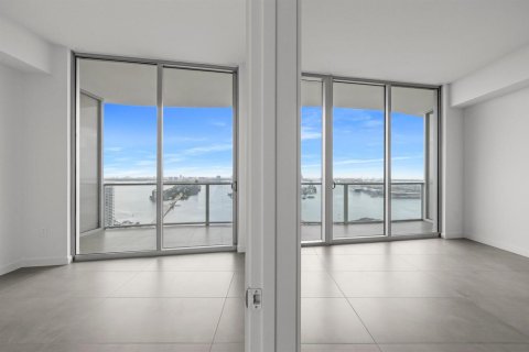Copropriété à louer à Miami, Floride: 1 chambre, 112.97 m2 № 2376891 - photo 10