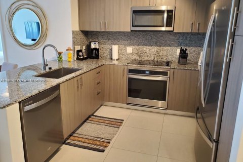 Купить кондоминиум в Дорал, Флорида 3 спальни, 128.11м2, № 1846283 - фото 15